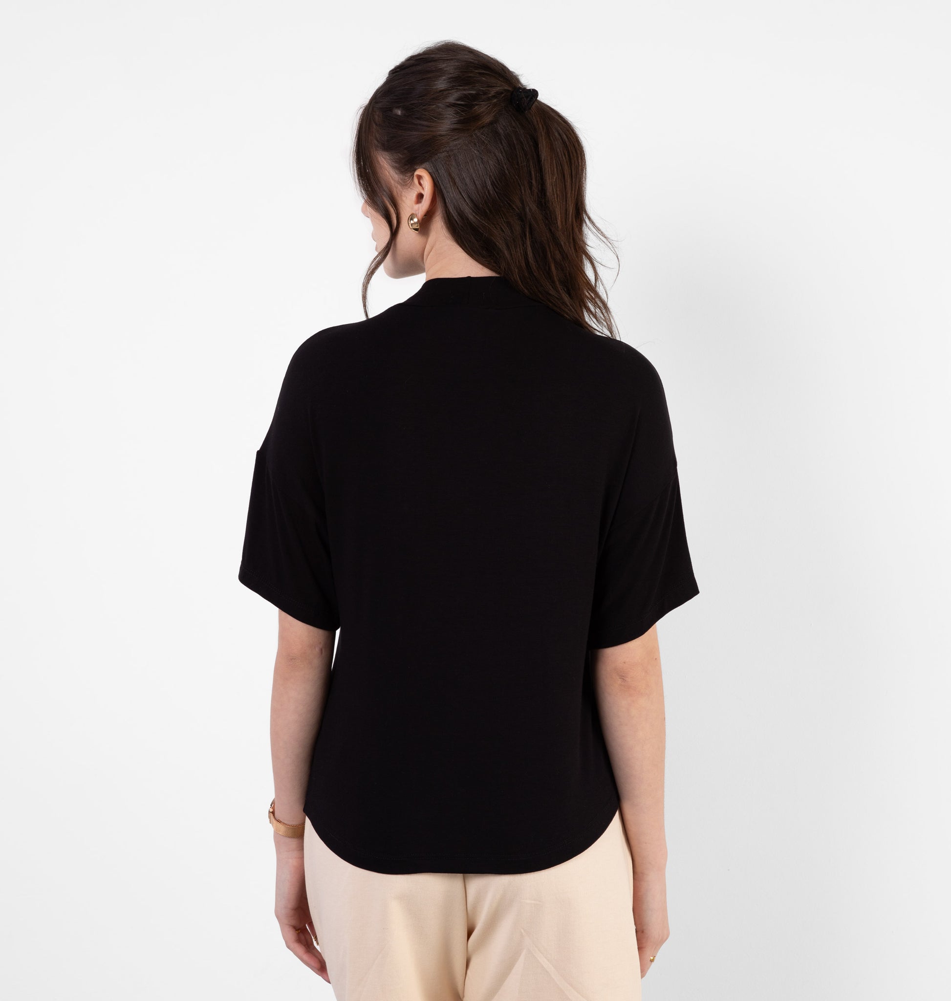 Blusa Gola Alta Ampla