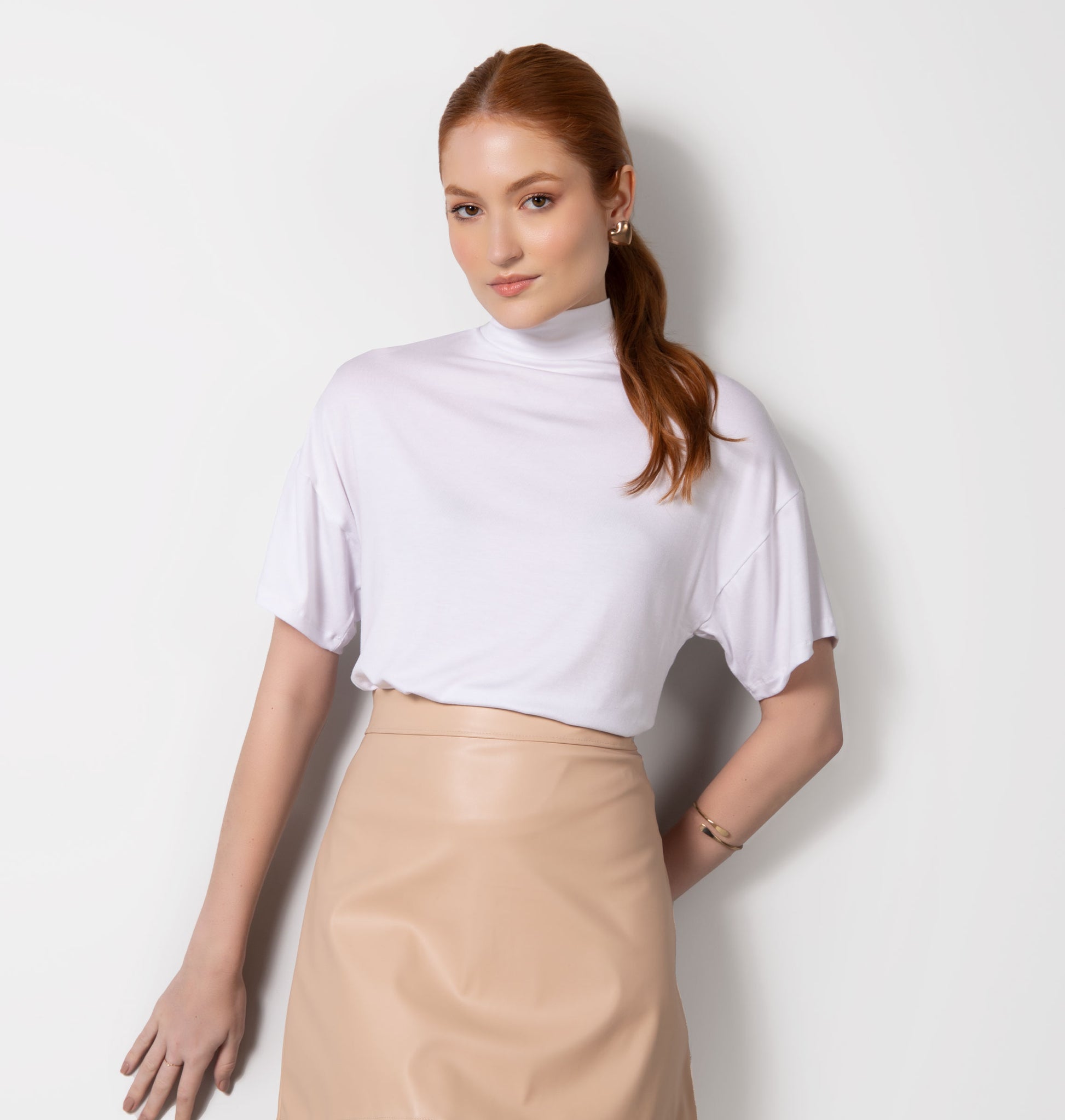 Blusa Gola Alta Ampla