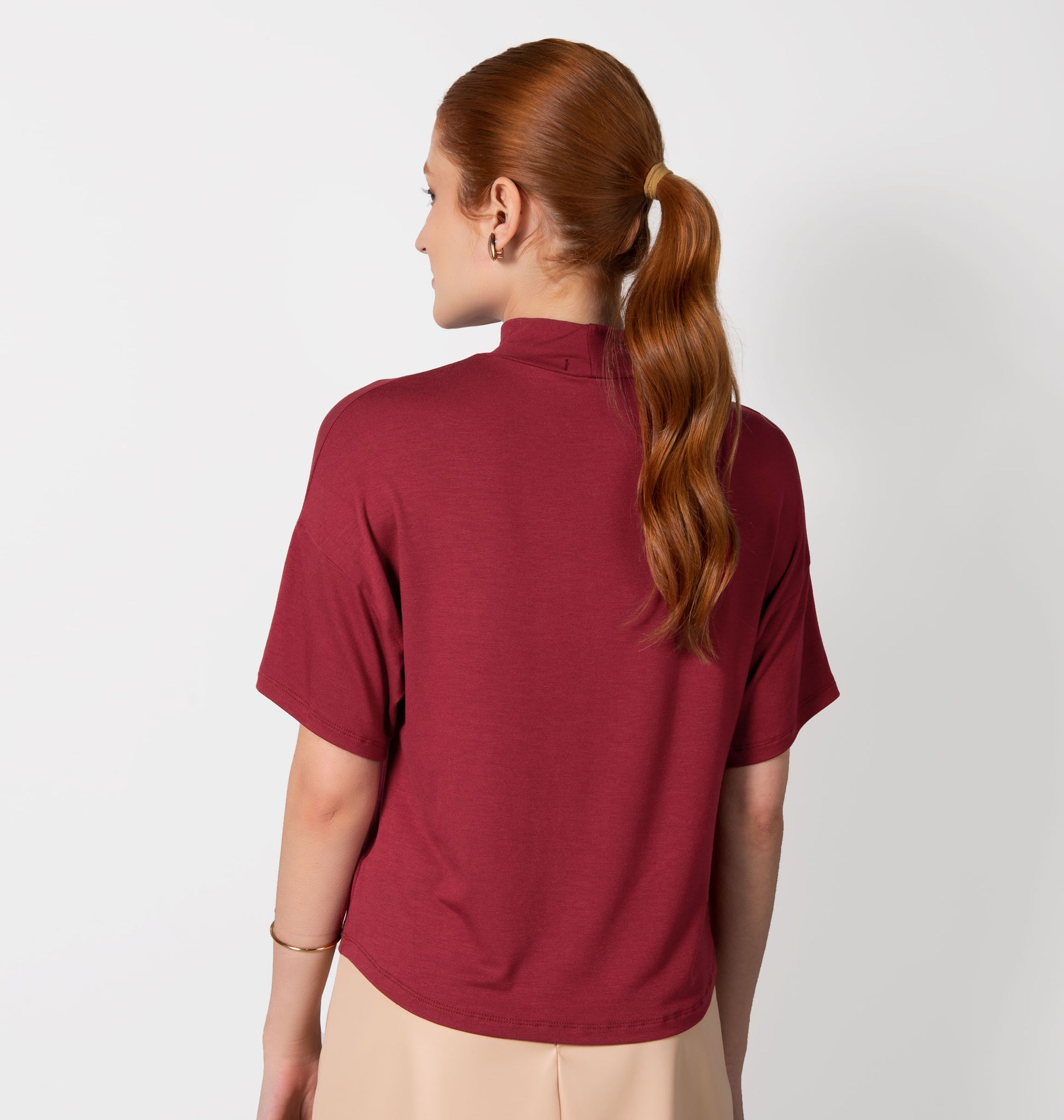Blusa Gola Alta Ampla
