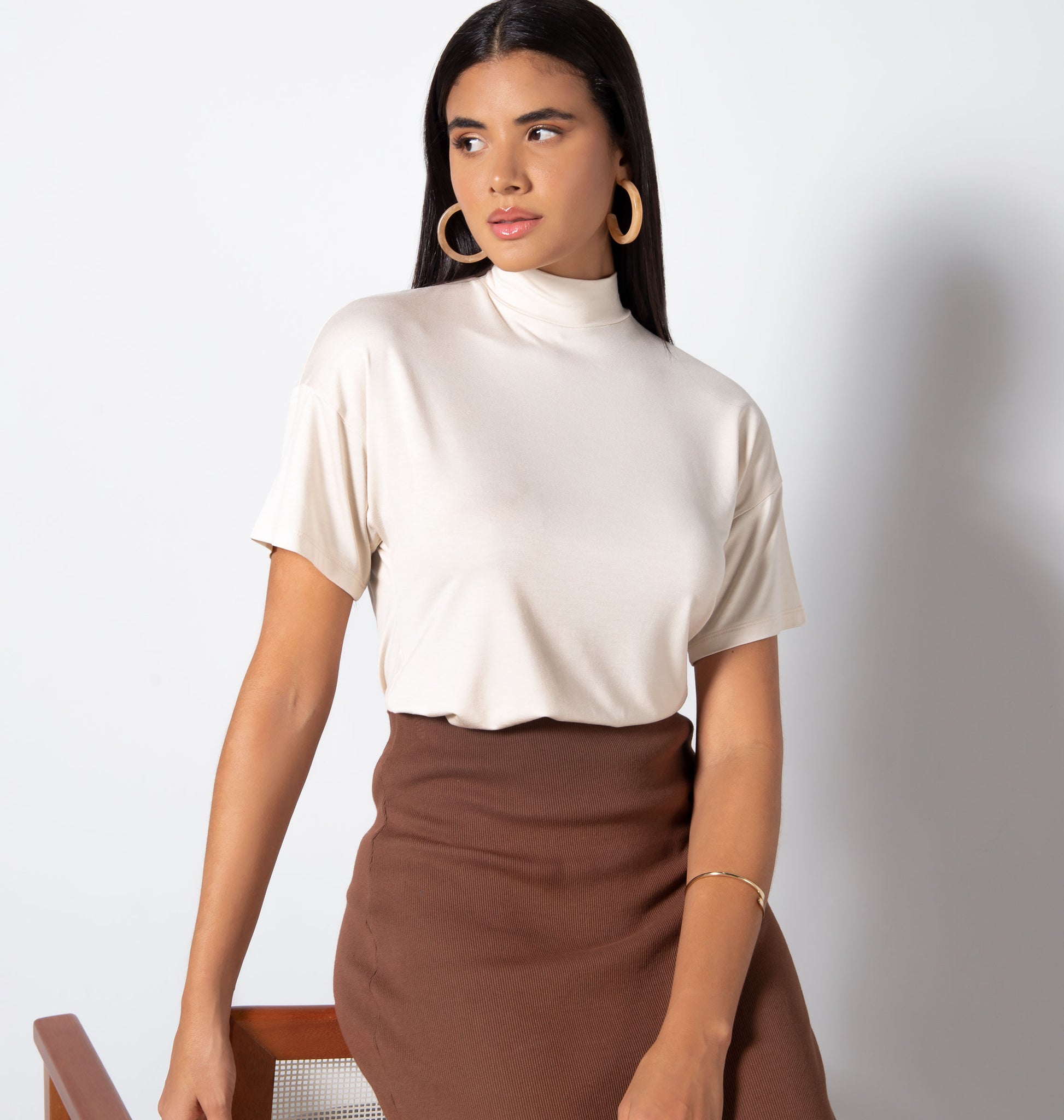 Blusa Gola Alta Ampla