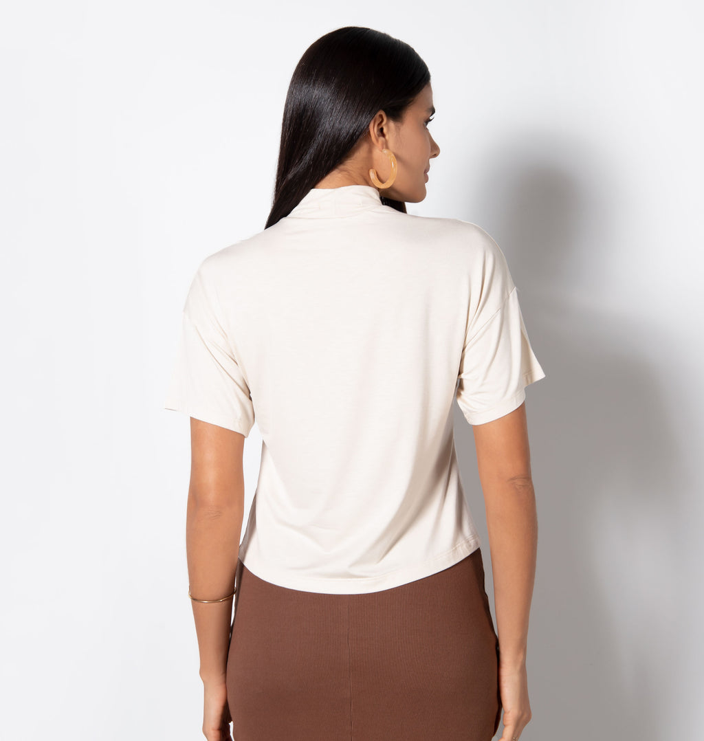 Blusa Gola Alta Ampla