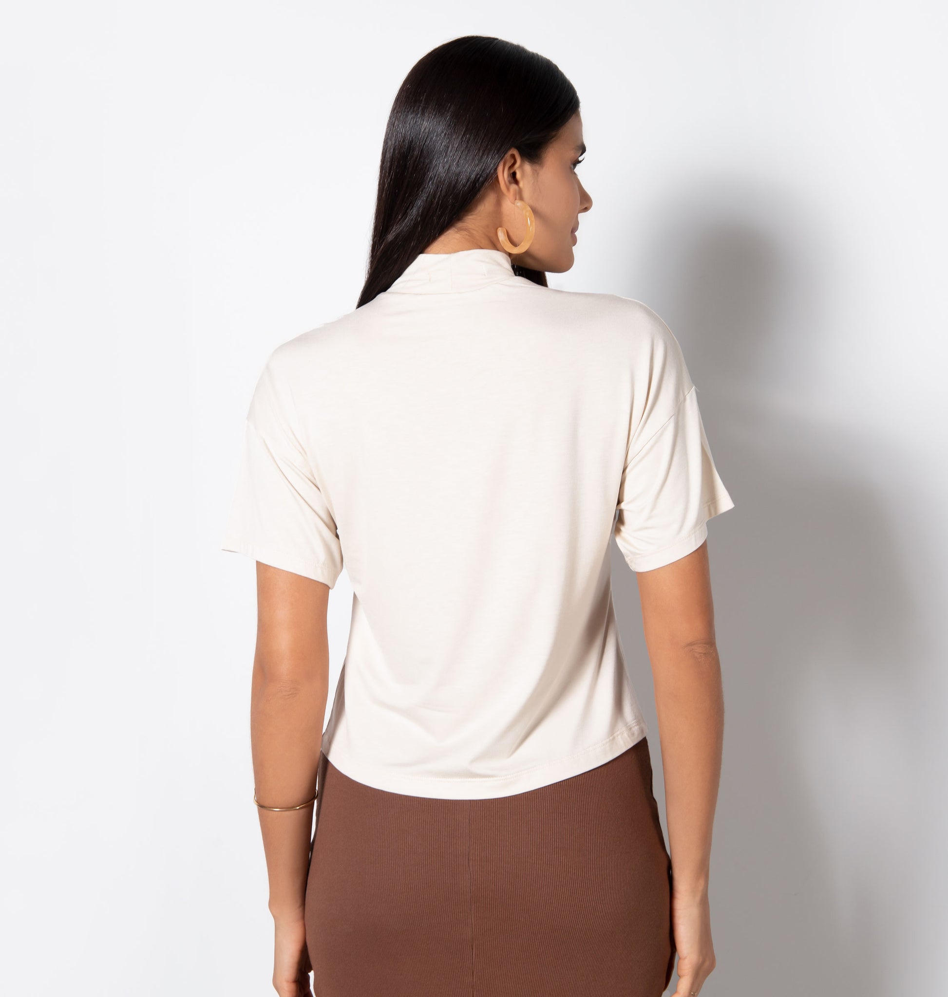 Blusa Gola Alta Ampla