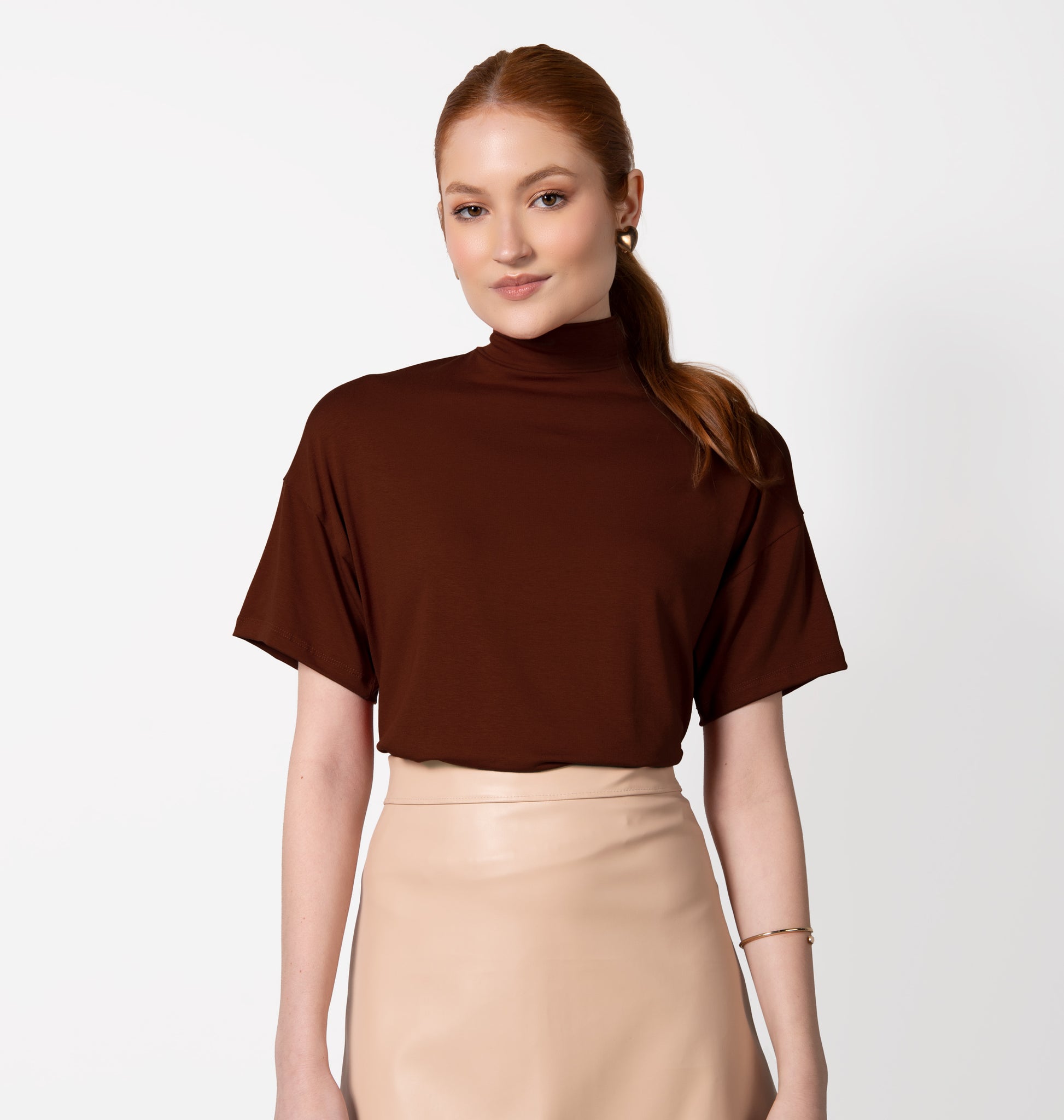 Blusa Gola Alta Ampla