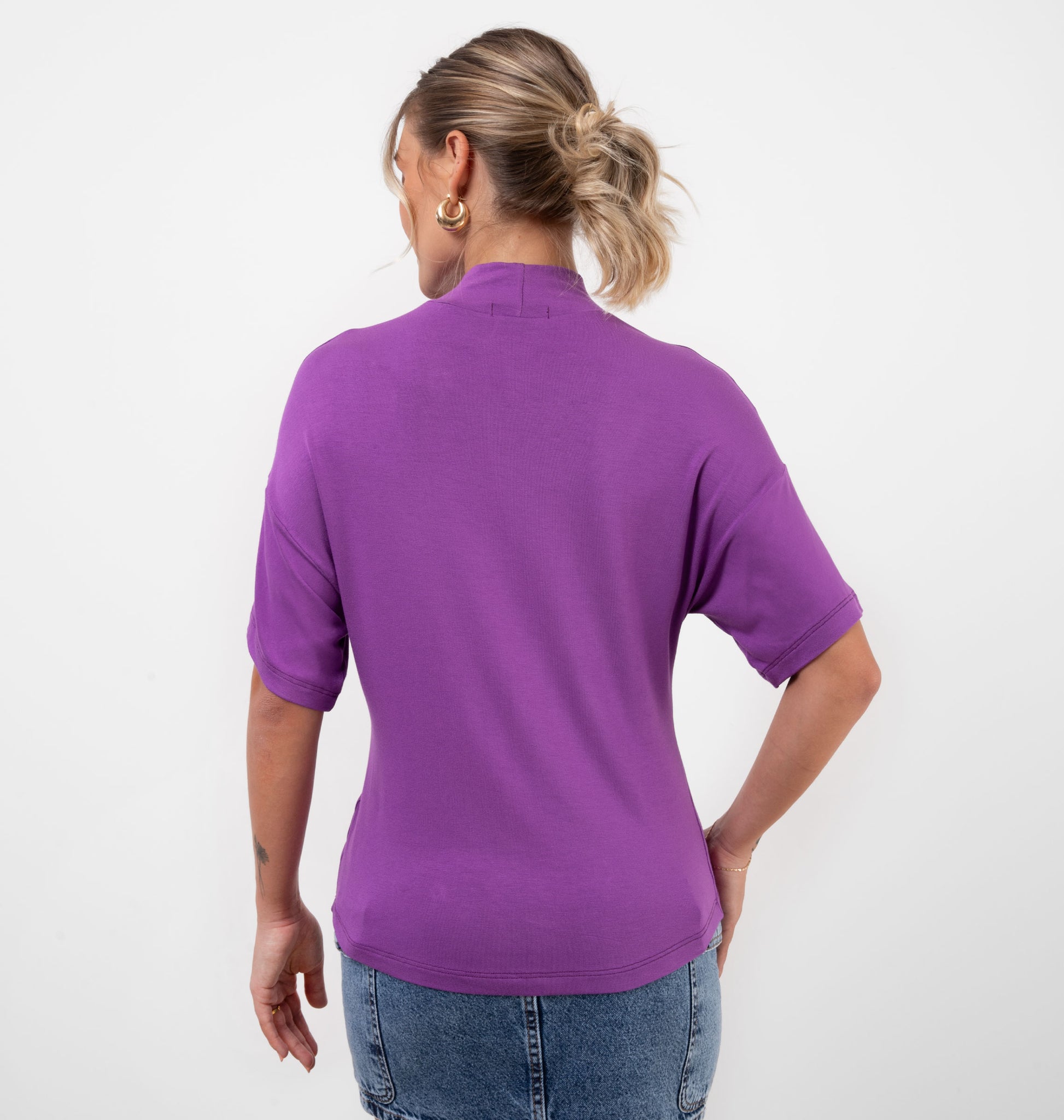 Blusa Gola Alta Ampla