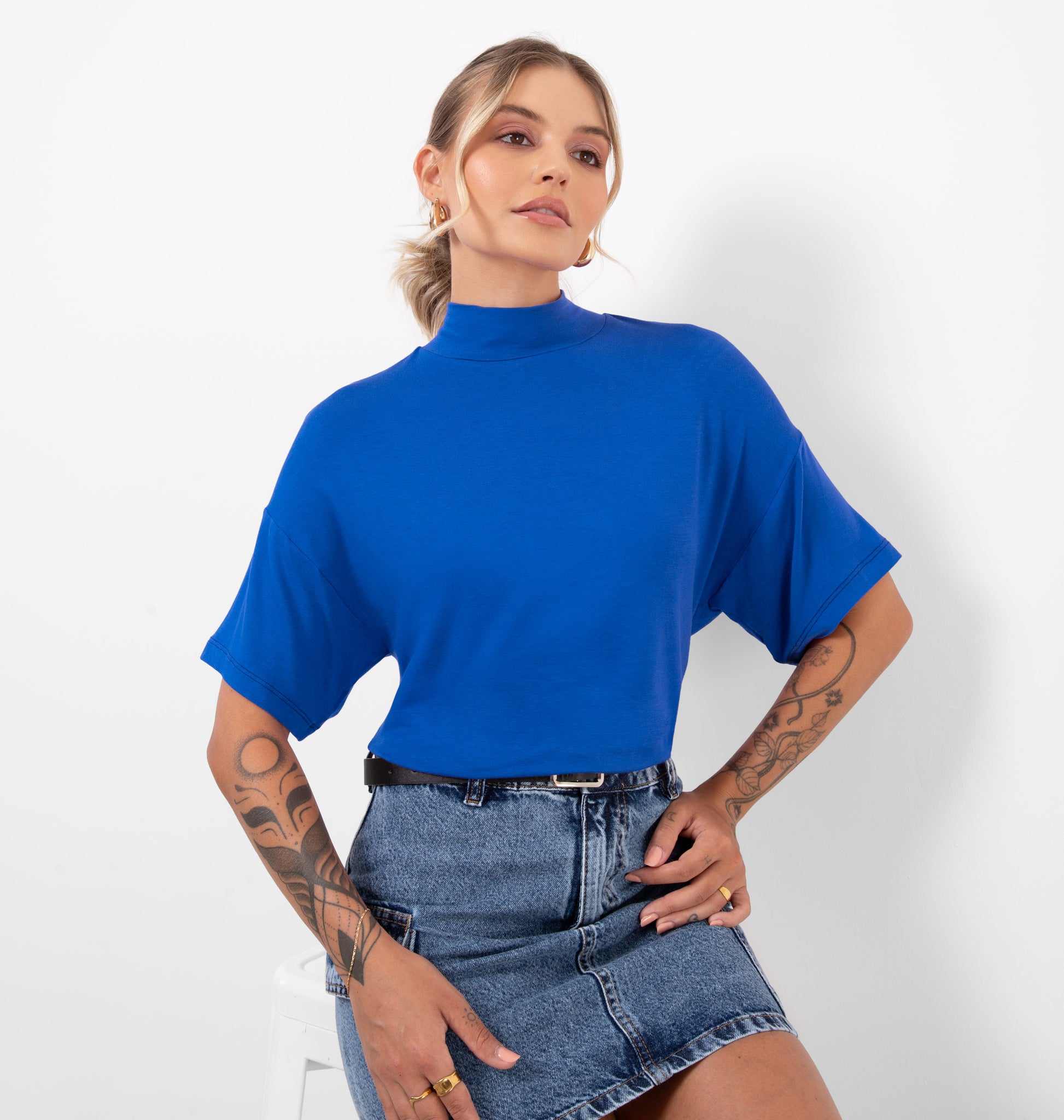 Blusa Gola Alta Ampla