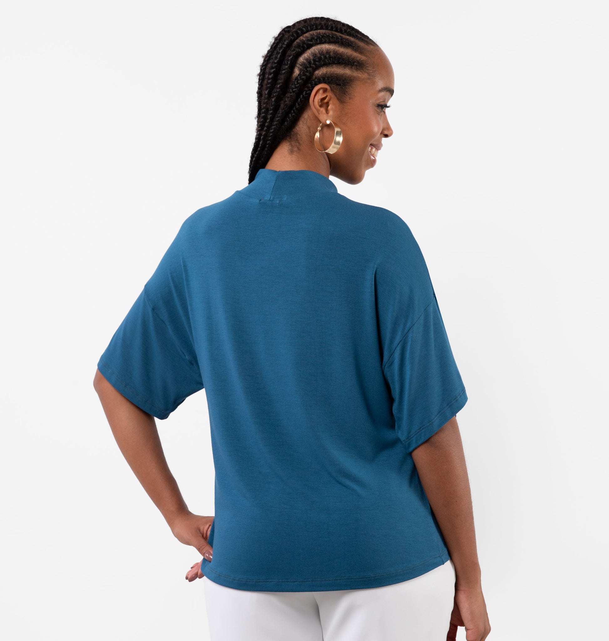 Blusa Gola Alta Ampla