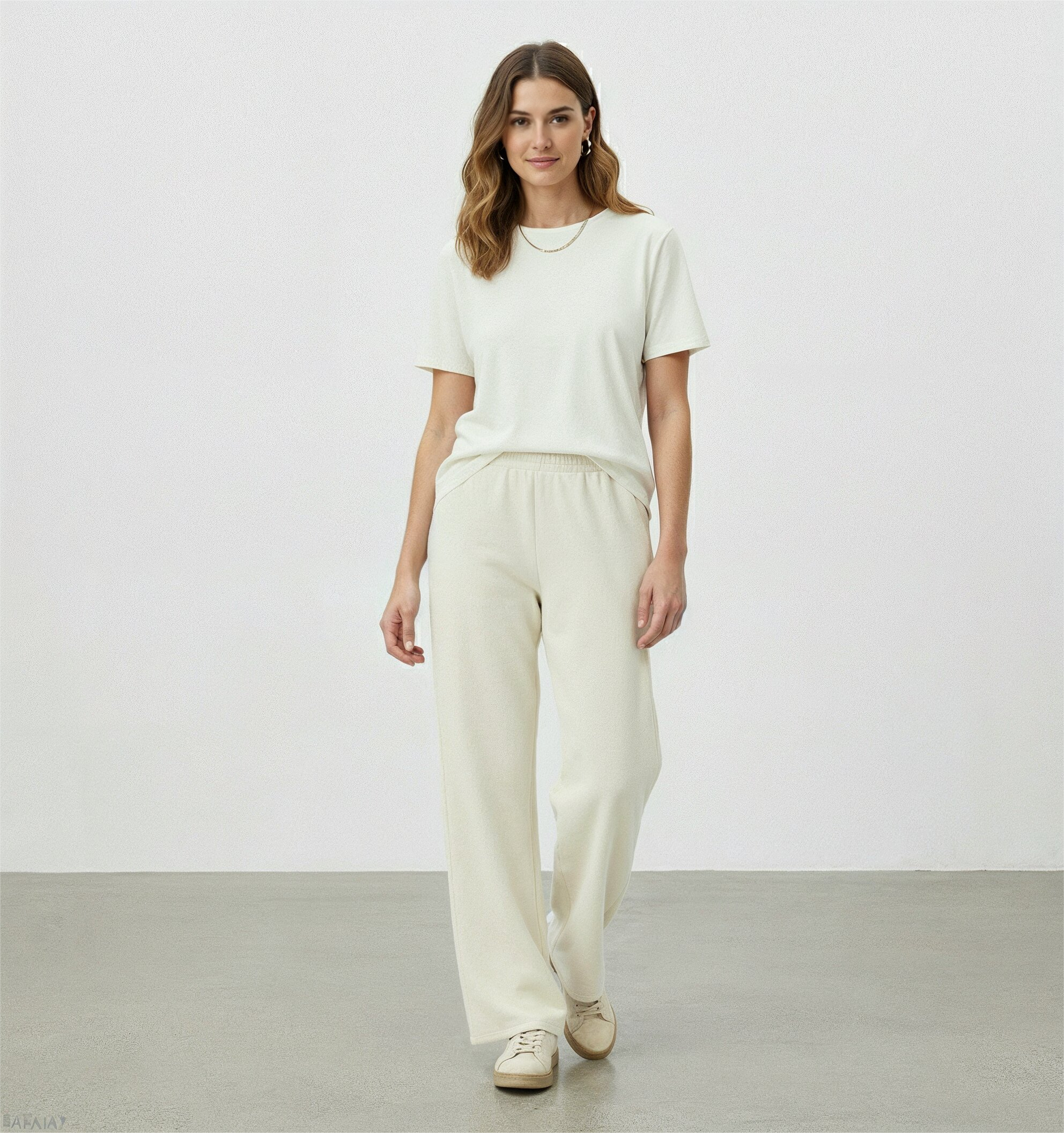 Calça Wide Leg Moletinho Com Bolso Posterior