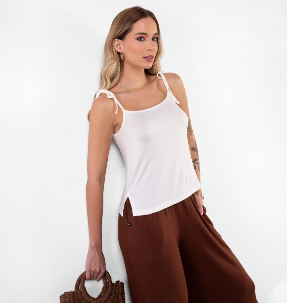 Blusa Com Fenda Lateral